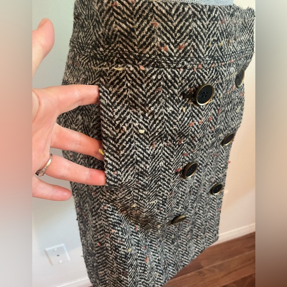 Loft Grey and Black Tweed Mini Skirt - Picture 9 of 12